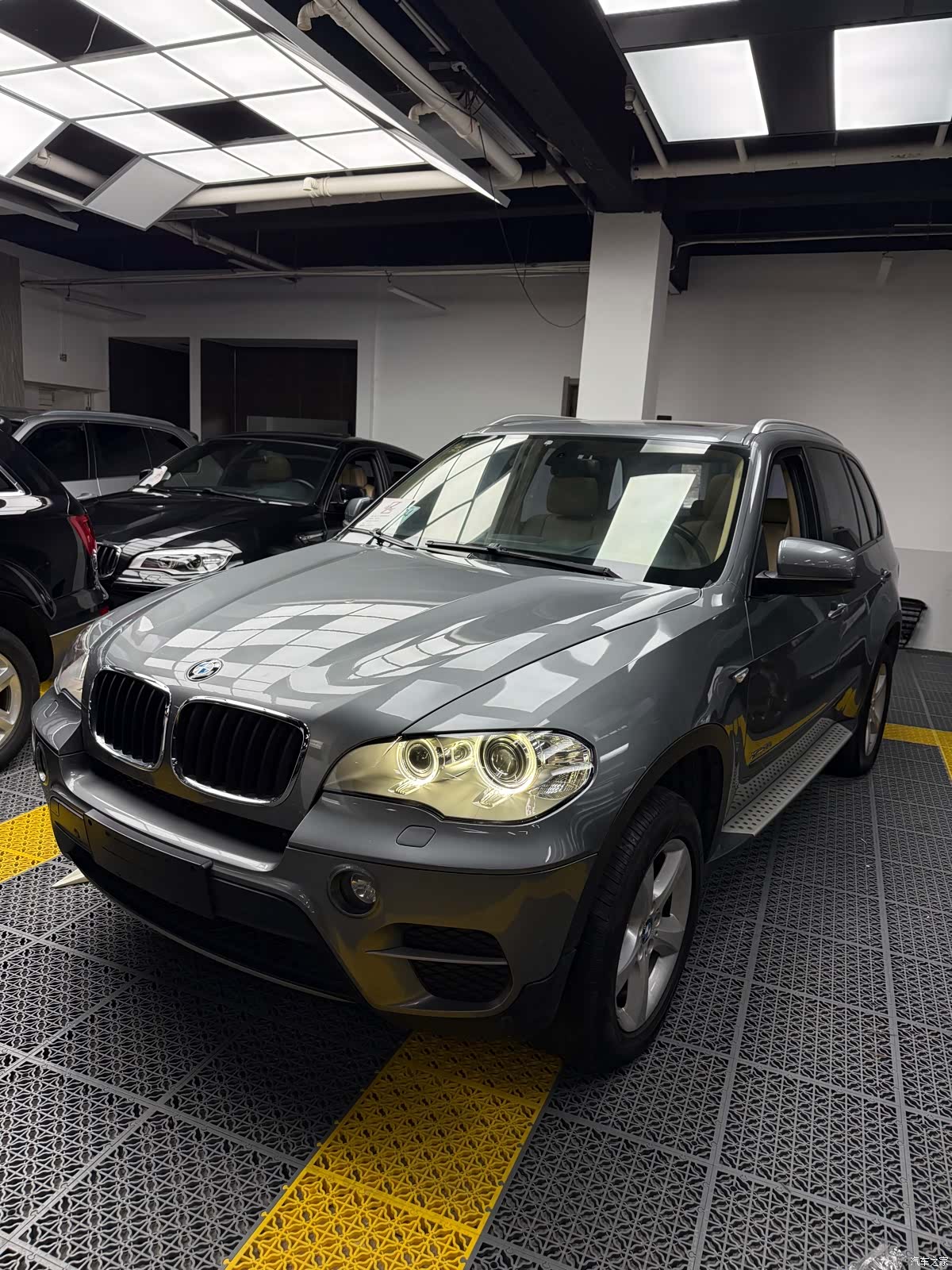 BMW X5, 2011 1