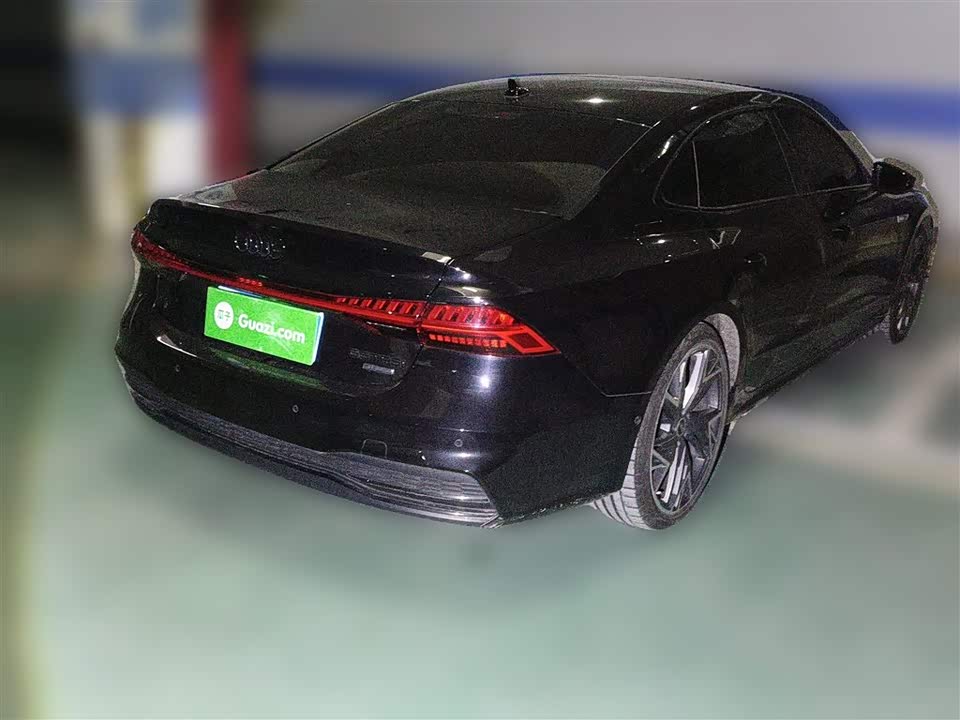Audi A7L