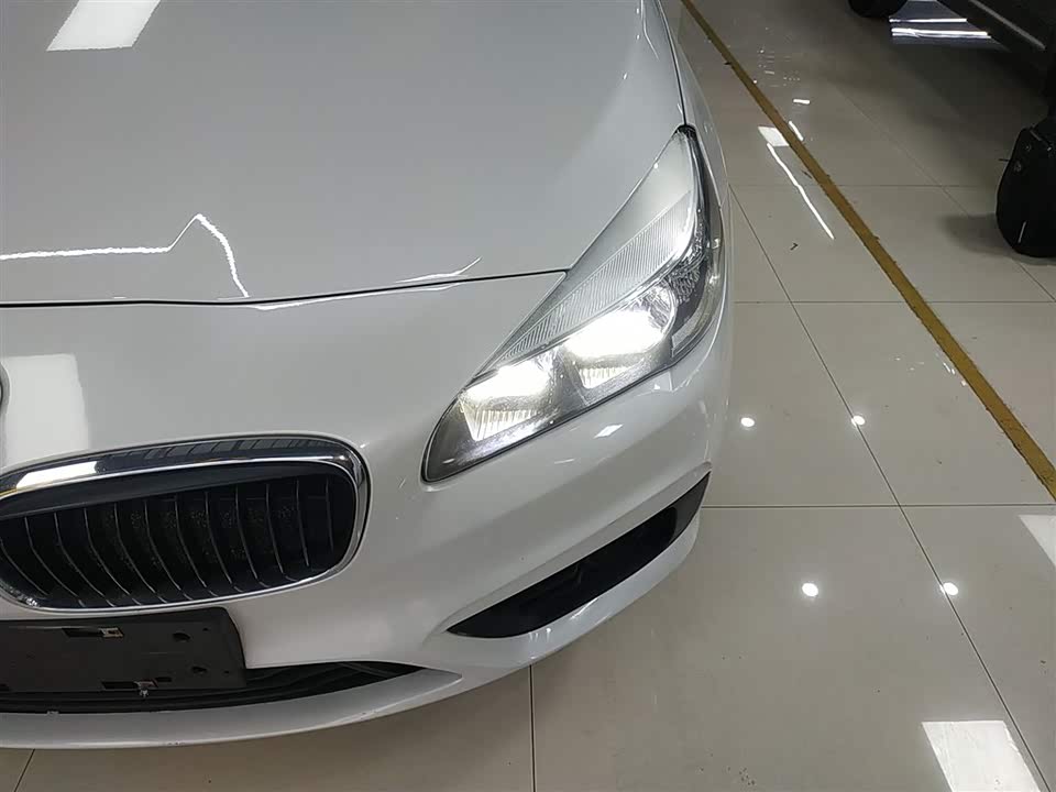 BMW 2 series multifunctional station wagon