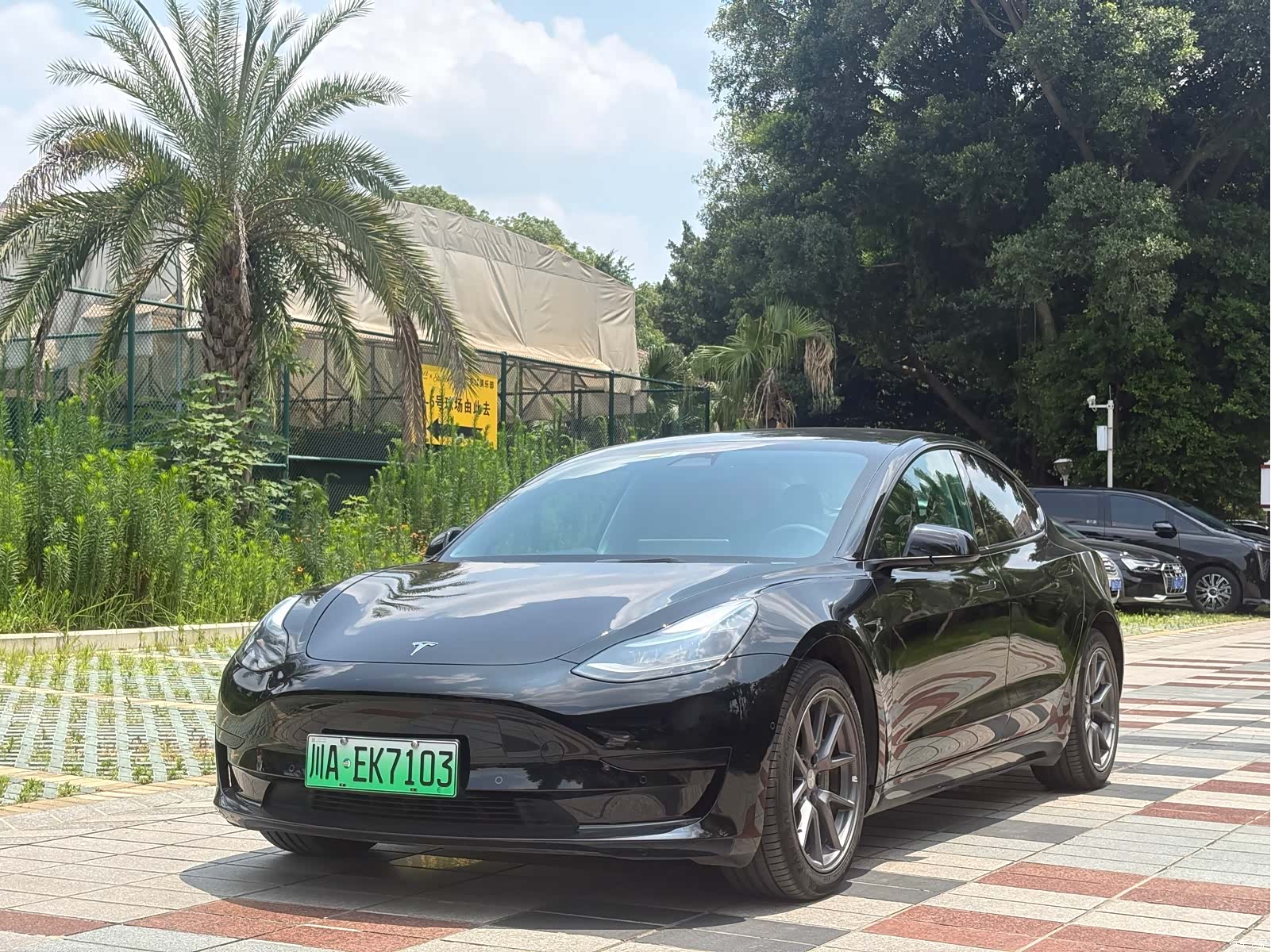 Tesla Model 3, 2023 1