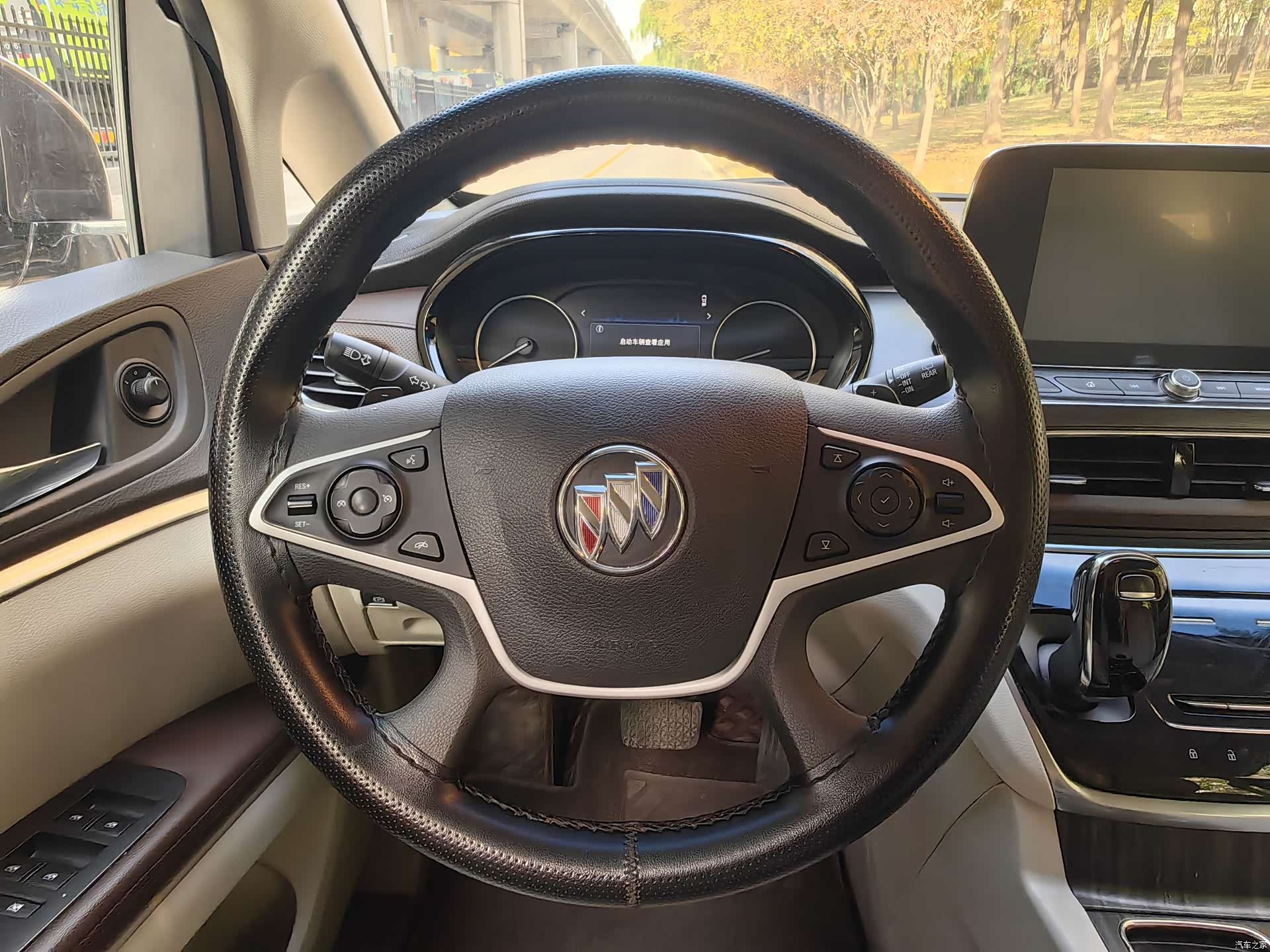 Buick GL8, 2021 10