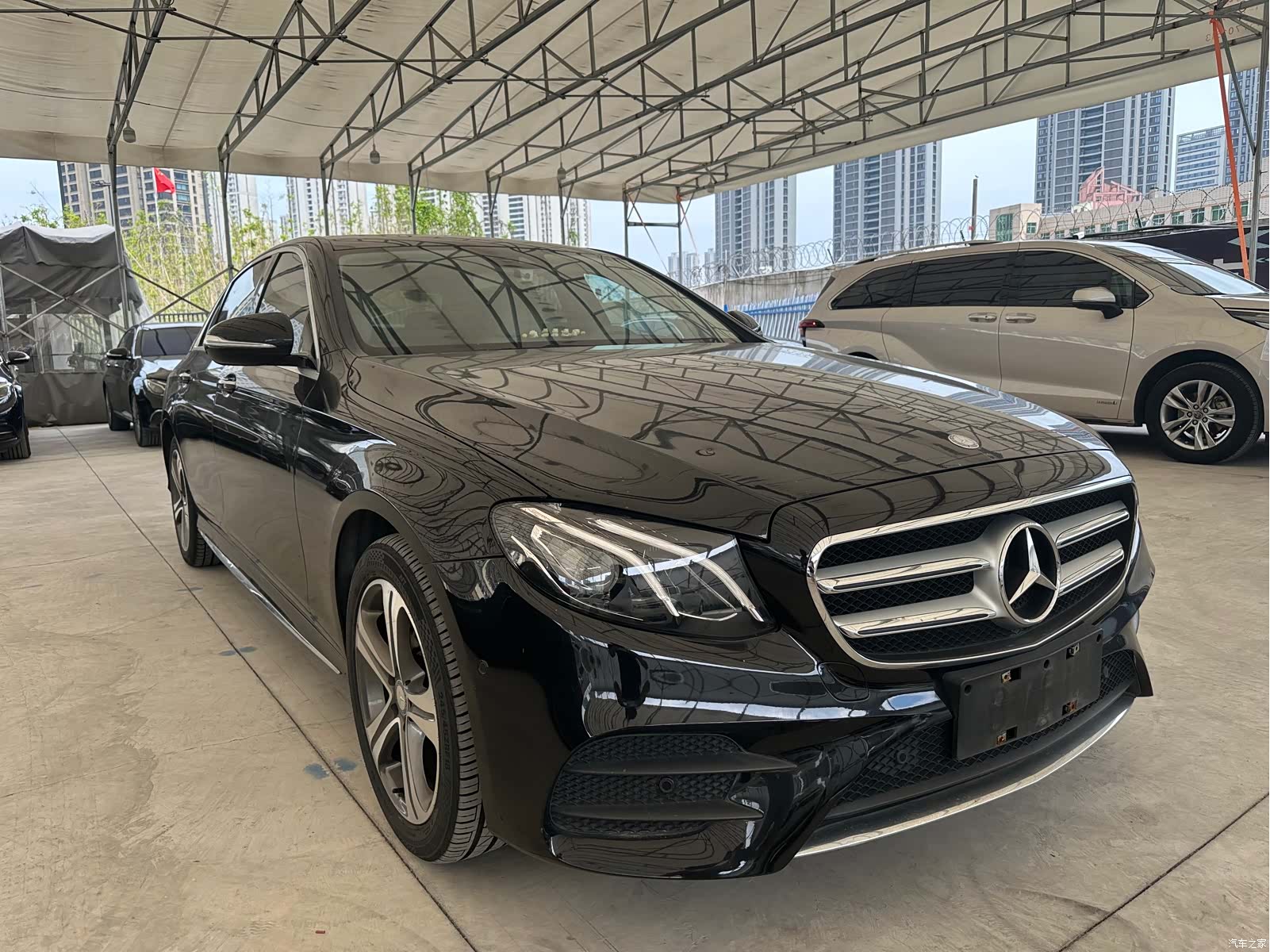 Mercedes-Benz E-Class, 2017 3