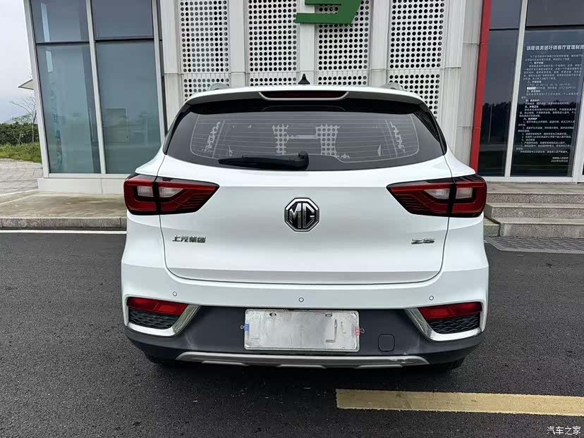 MG ZS, 2019 7