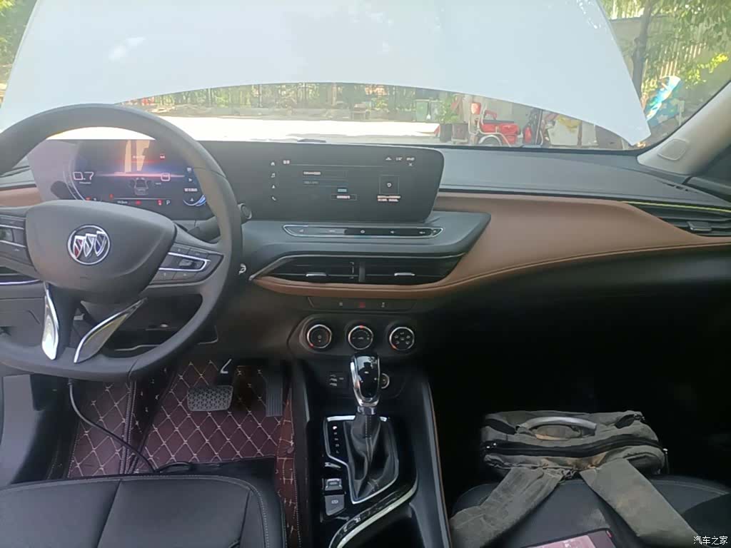 Buick Verano, 2022 13
