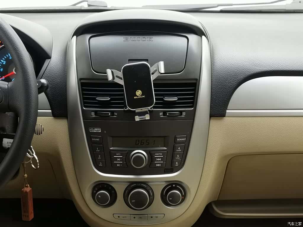 Buick 1.6LX-AT, 2013 12