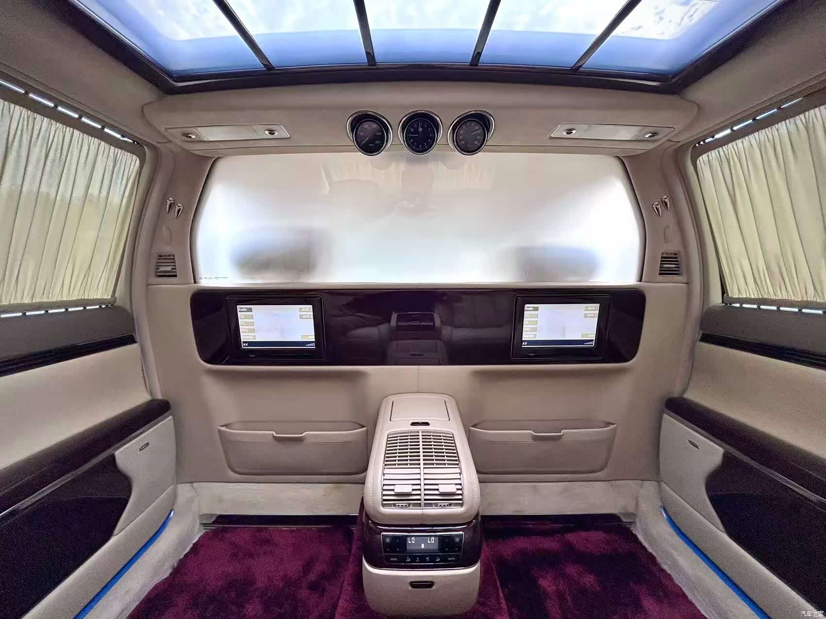 Maybach 62, 2009 13
