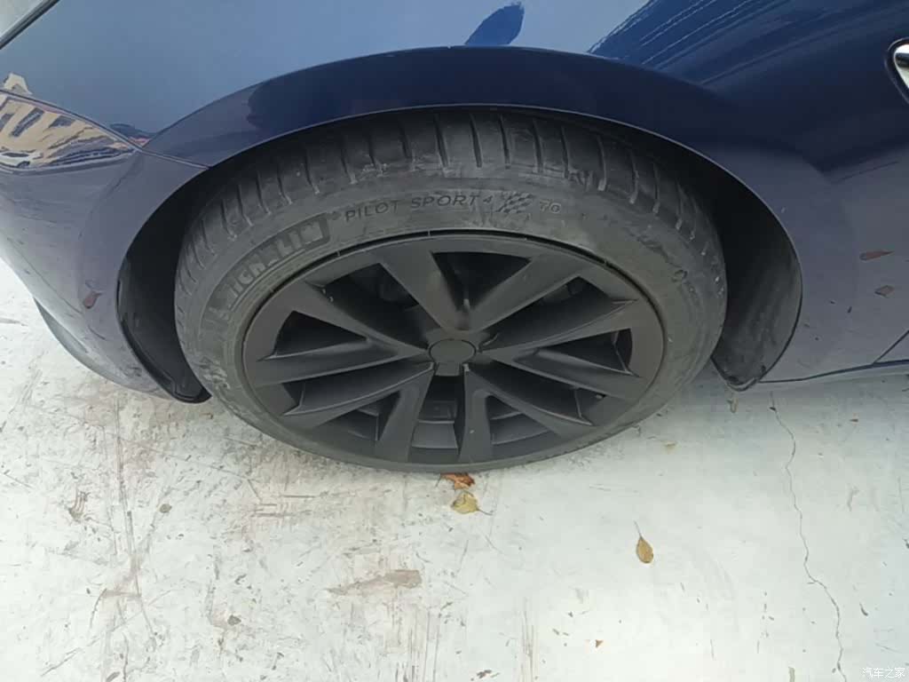 Tesla Model 3, 2020 23