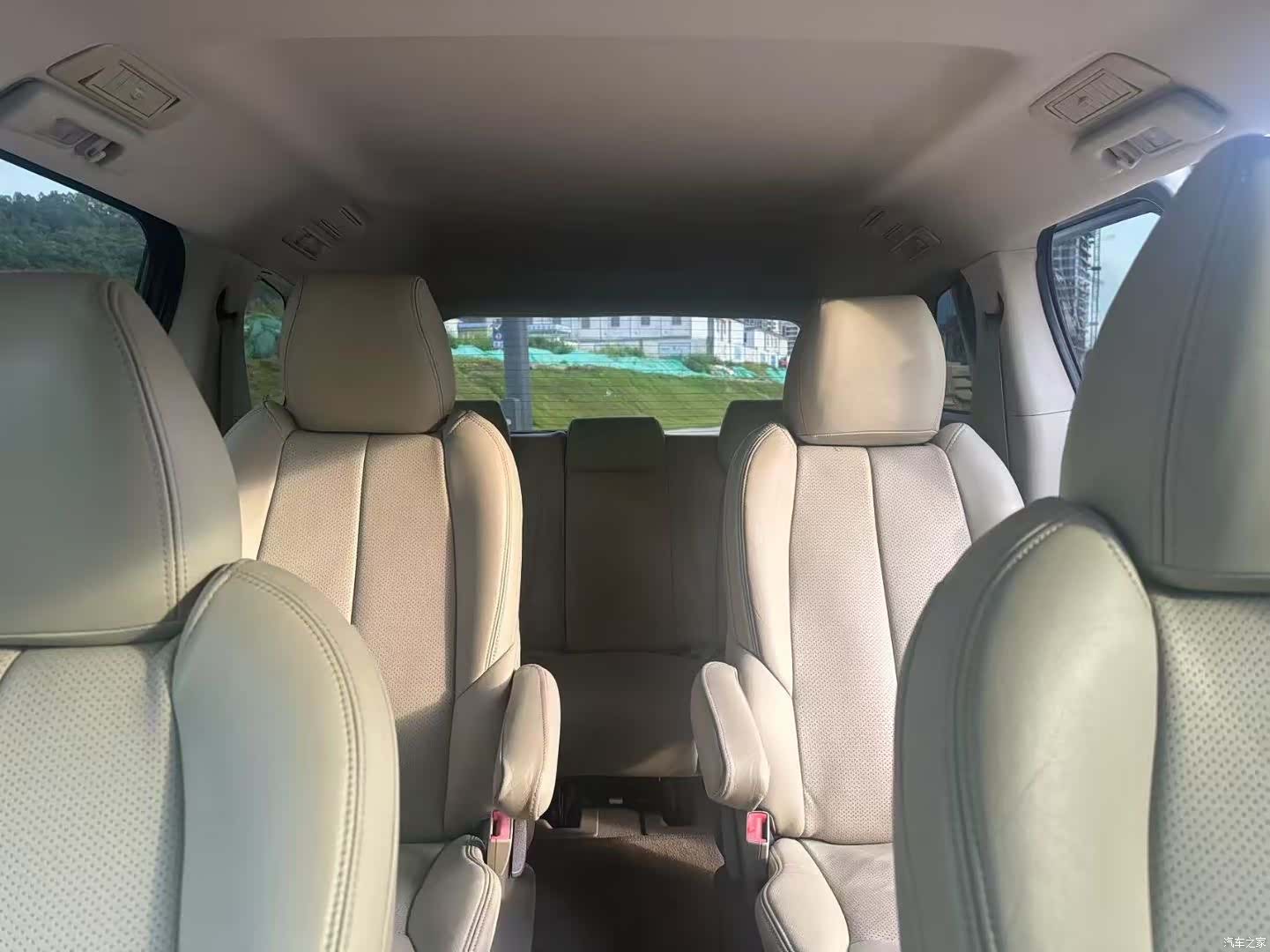 Buick GL8, 2013 17