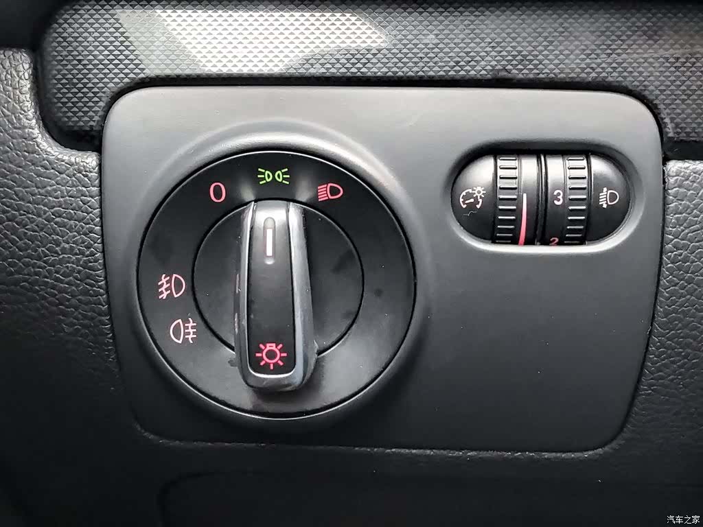 Volkswagen Golf, 2012 21