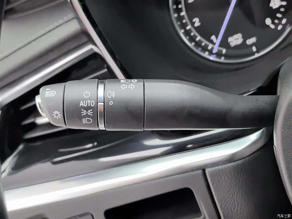 Cadillac XT6, 2020 21