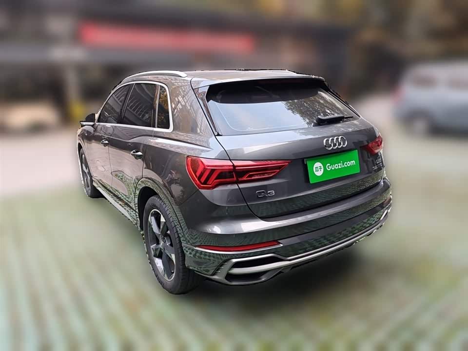 Audi Q3