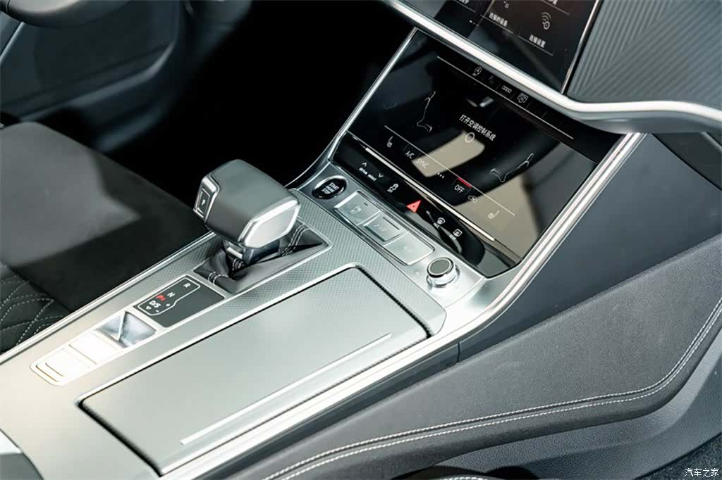 Audi A7L, 2025 19