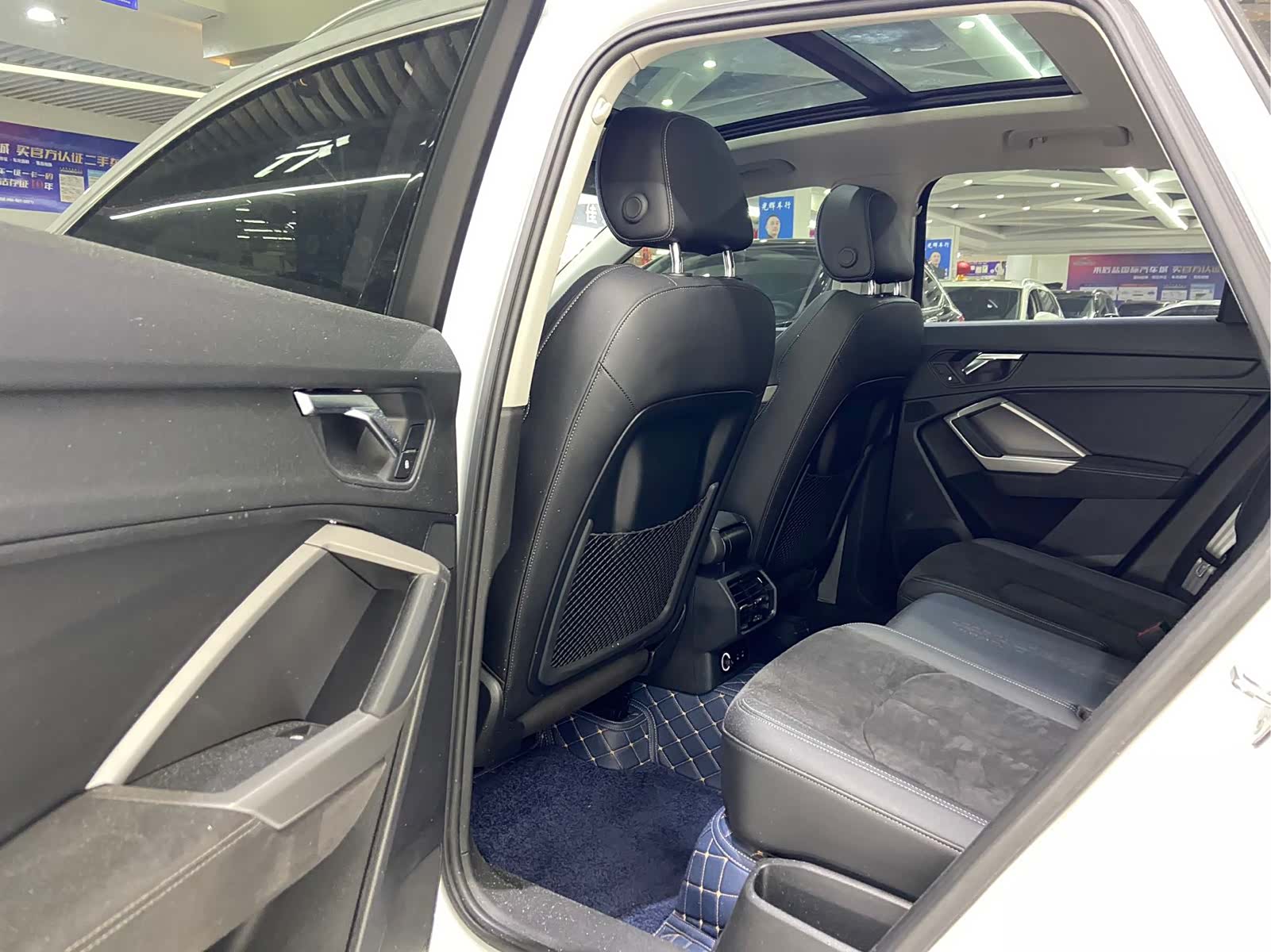 Audi Q3, 2022 8