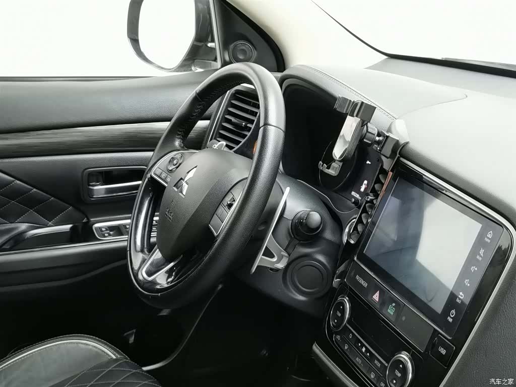 Mitsubishi Outlander, 2021 22
