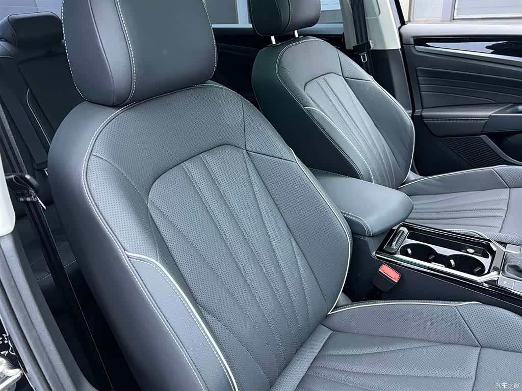 Volkswagen Passat, 2026 19