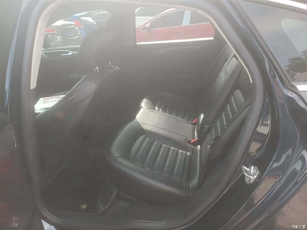 Ford Mondeo, 2022 17