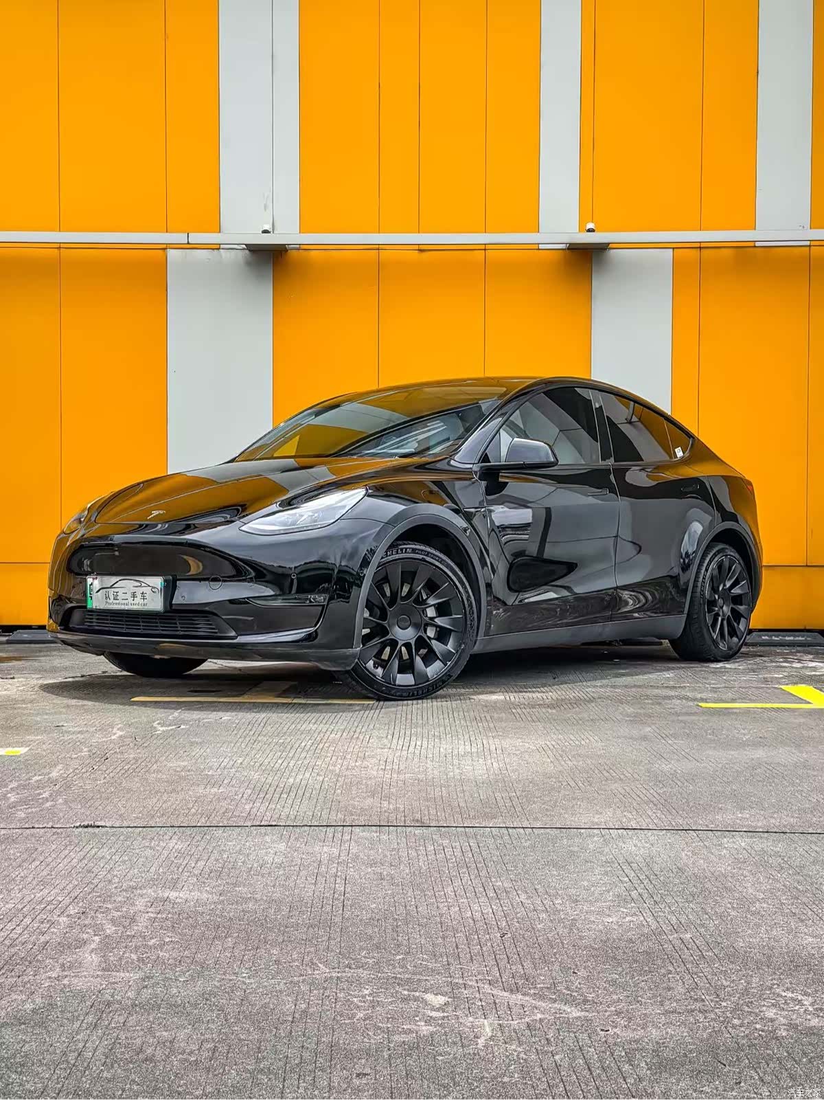 Tesla Model Y, 2021 1
