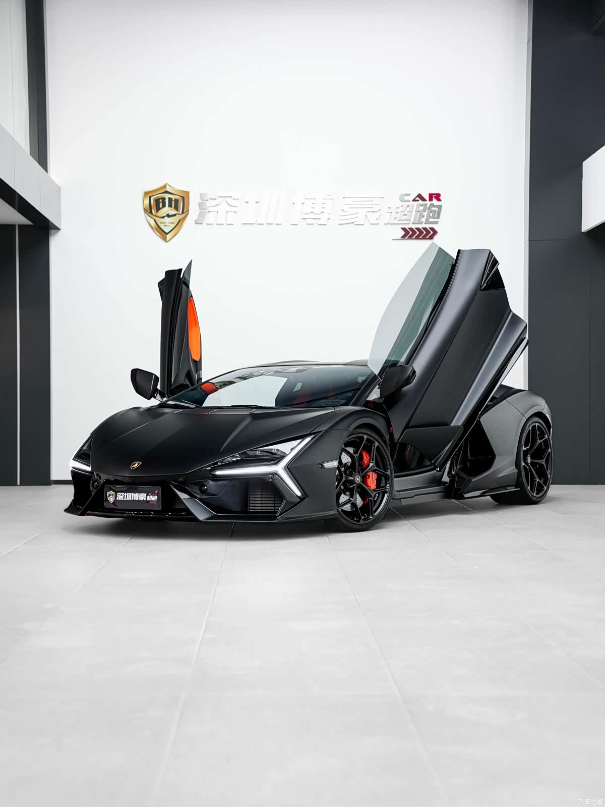 Lamborghini Revuelto
