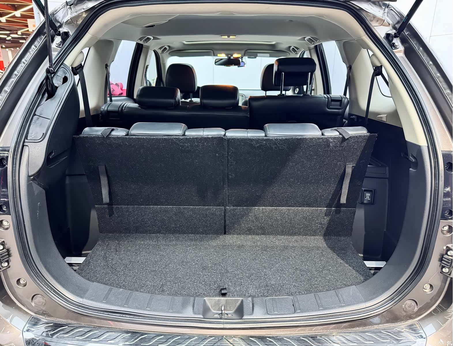 Mitsubishi Outlander, 2018 25