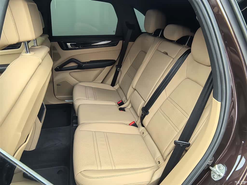 Porsche Cayenne, 2022 22