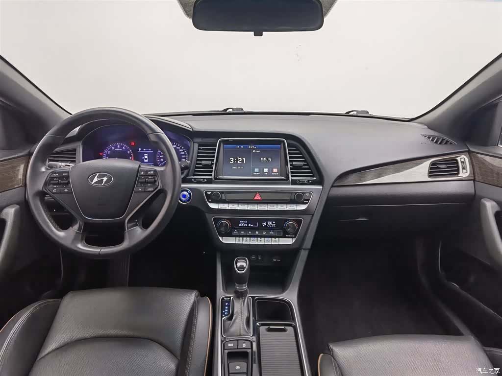 Hyundai Sonata, 2017 все фото