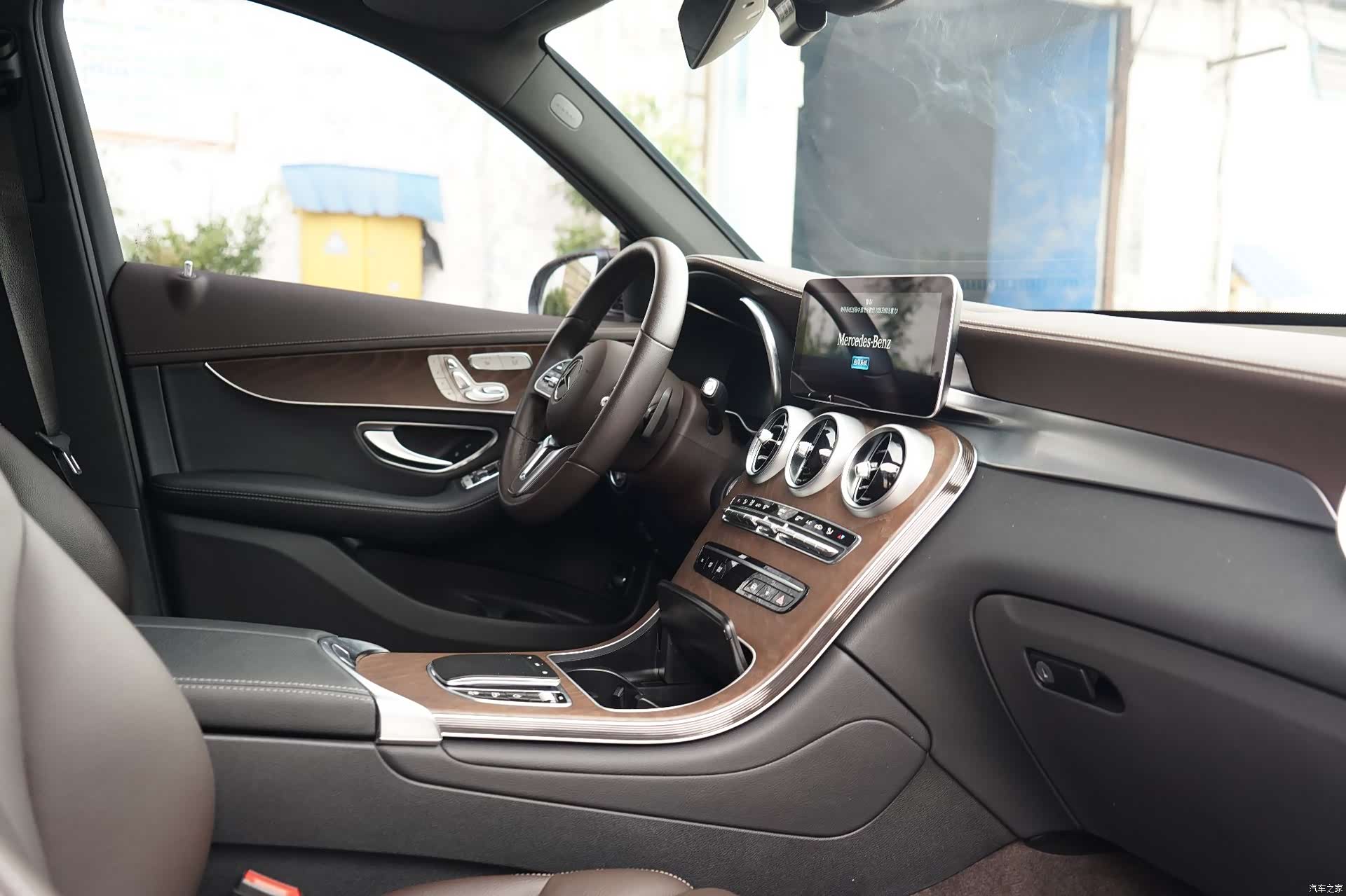 Mercedes-Benz GLC, 2022 все фото