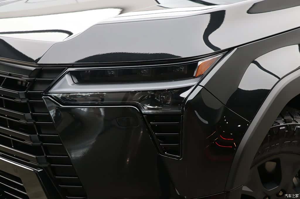 Lexus GX, 2025 24
