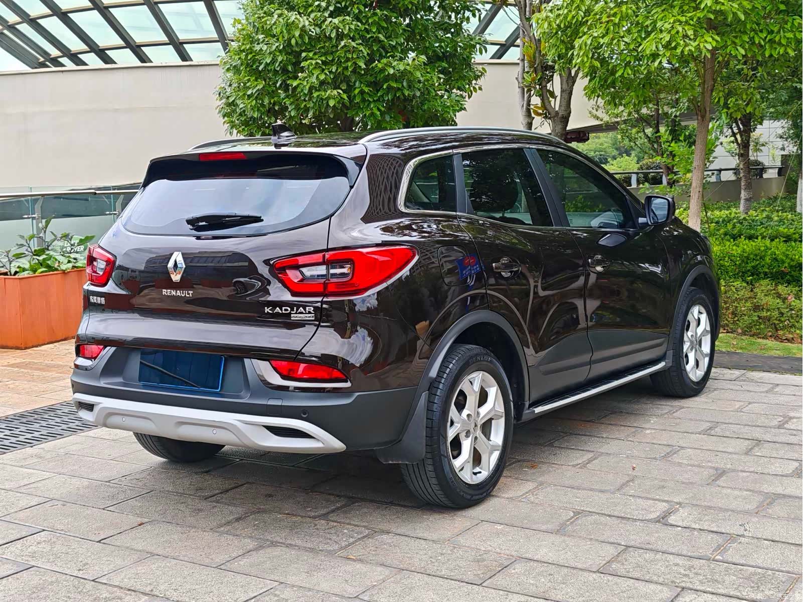 DongFeng SCe200, 2019 16