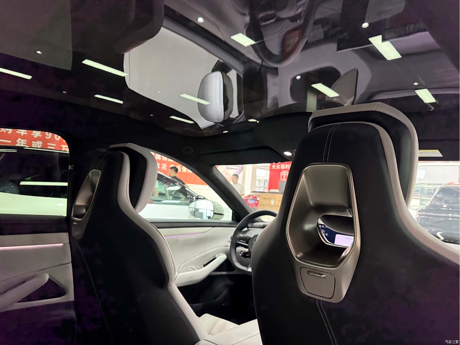 Xiaomi SU7, 2024 11