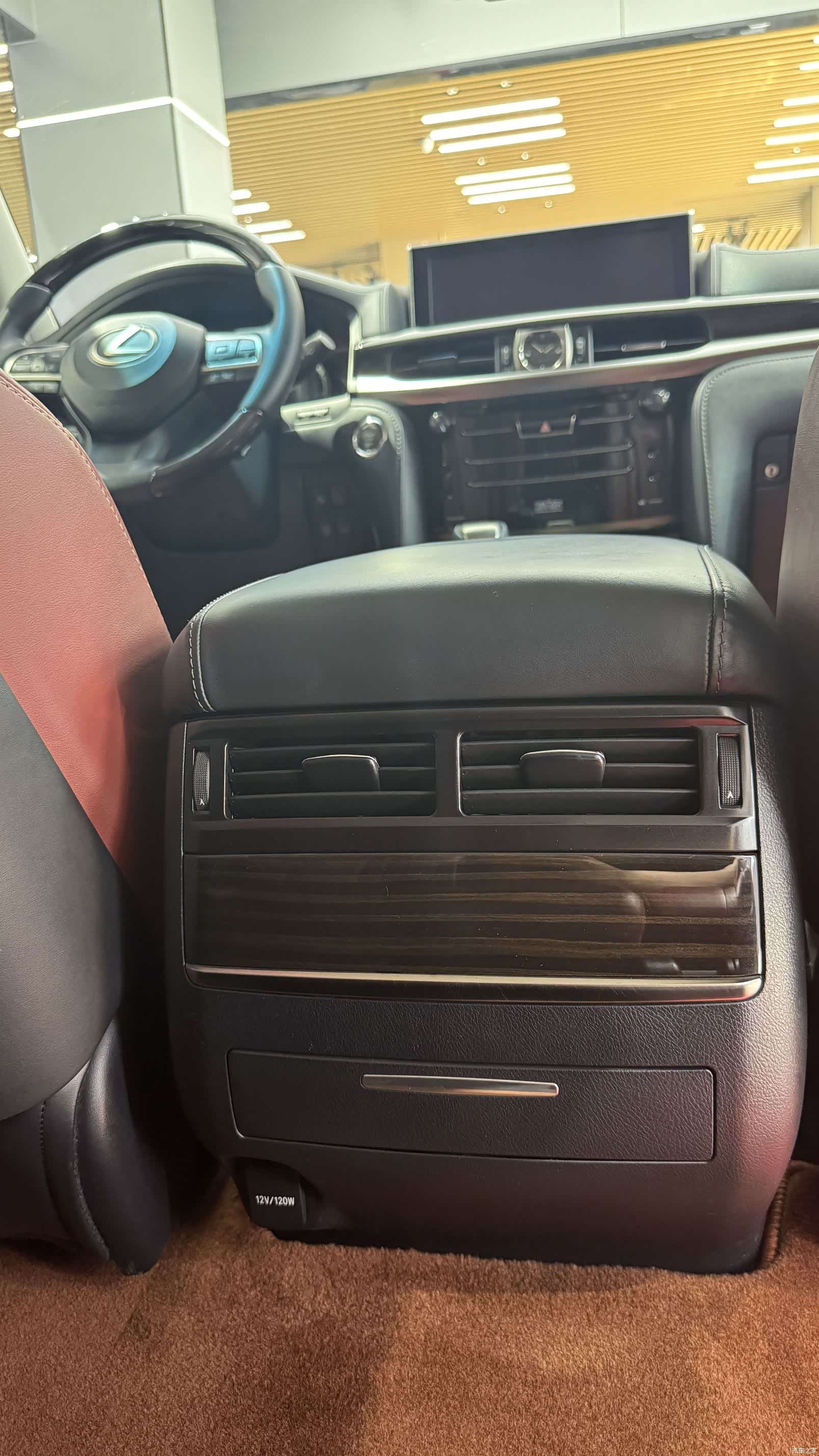 Lexus LX, 2018 19