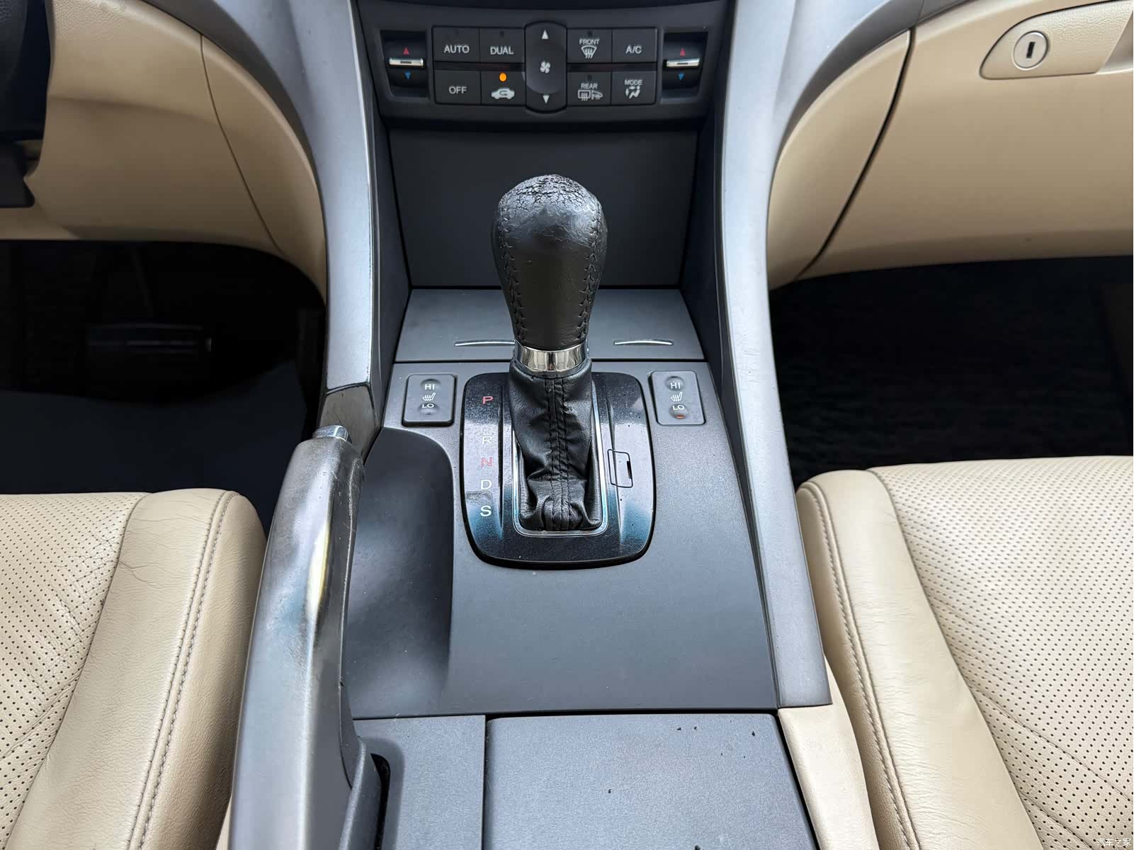 Honda Spirior, 2010 14