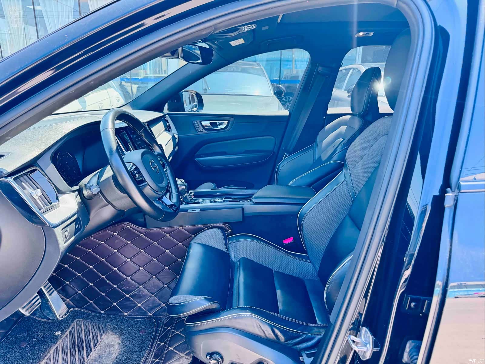 Volvo XC60, 2020 10