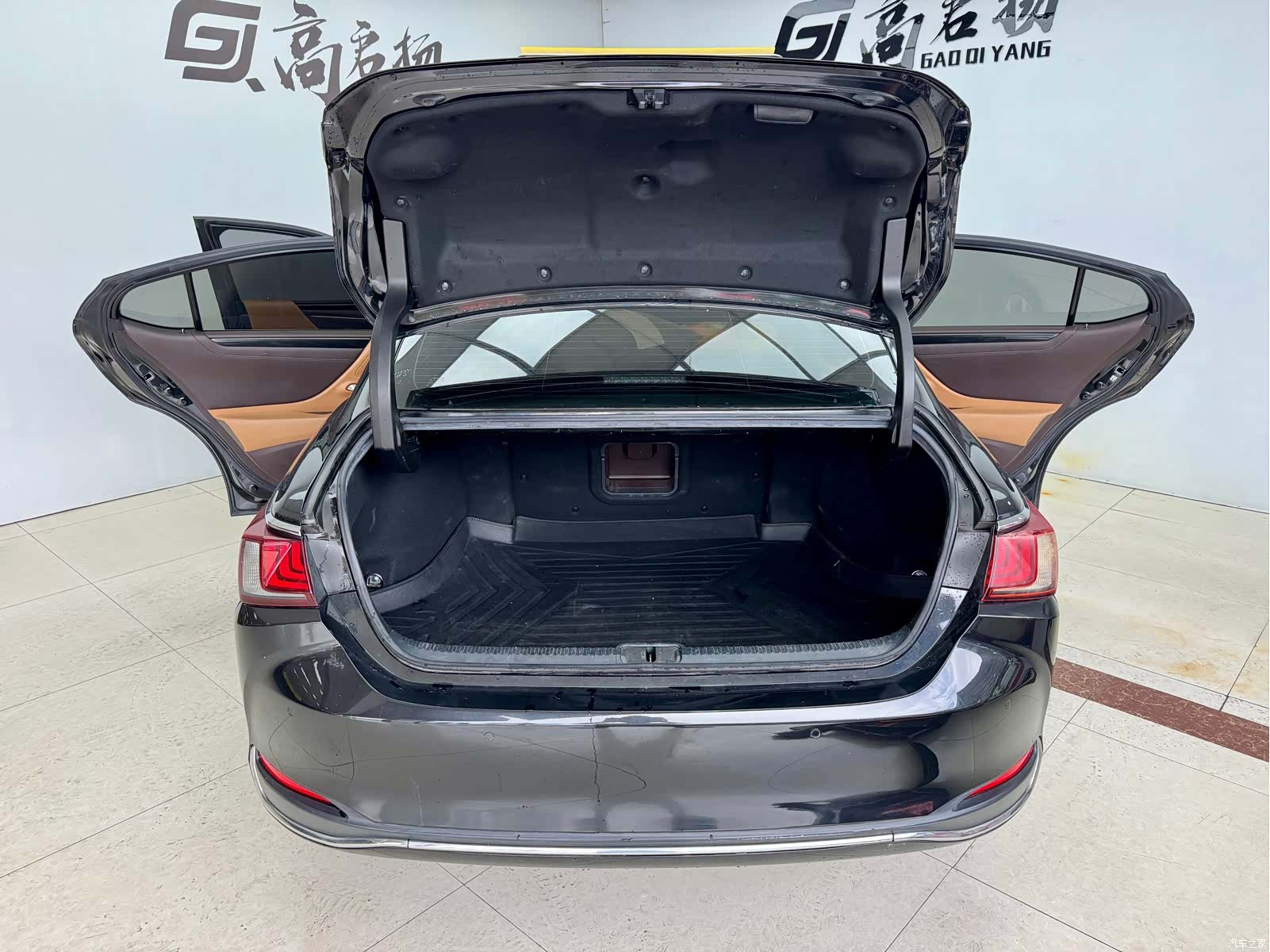 Lexus ES, 2019 21