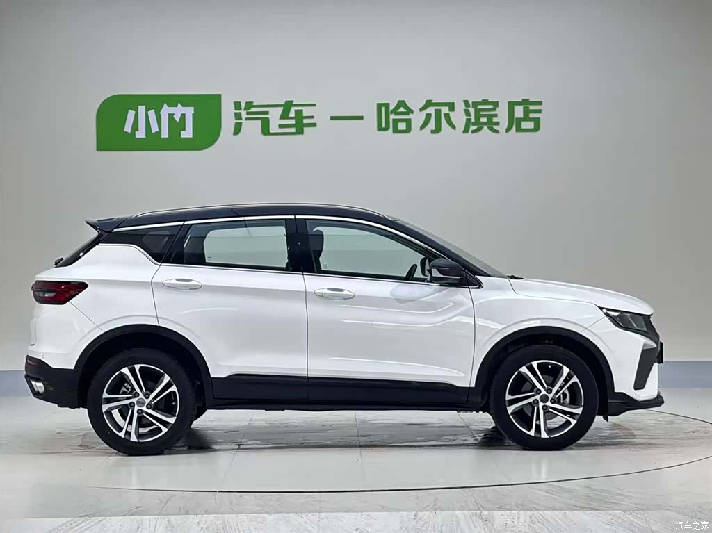 Geely Coolray, 2021 3