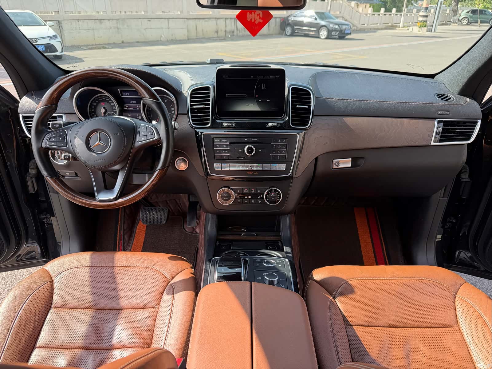Mercedes-Benz GLS, 2016 все фото