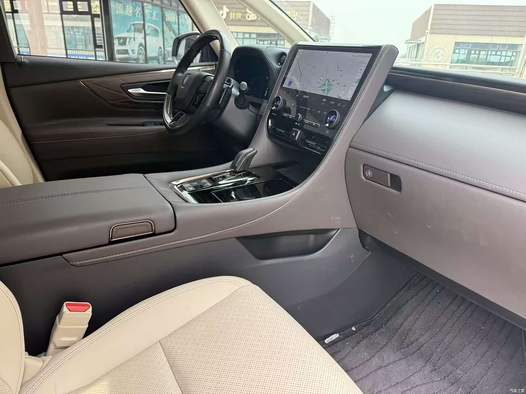 Toyota Vellfire, 2023 8