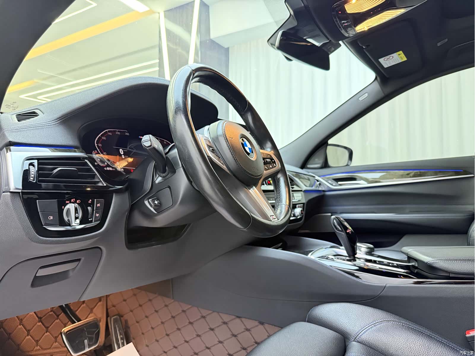 BMW 6 Series GT, 2023 все фото