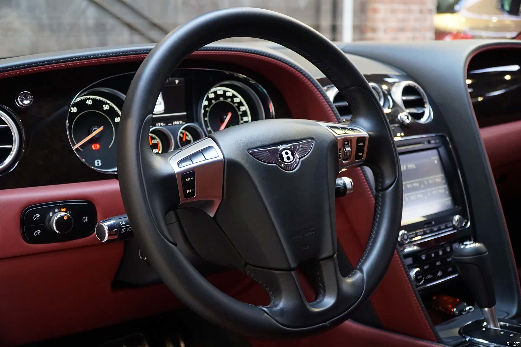 Bentley Flying Spur, 2016 21