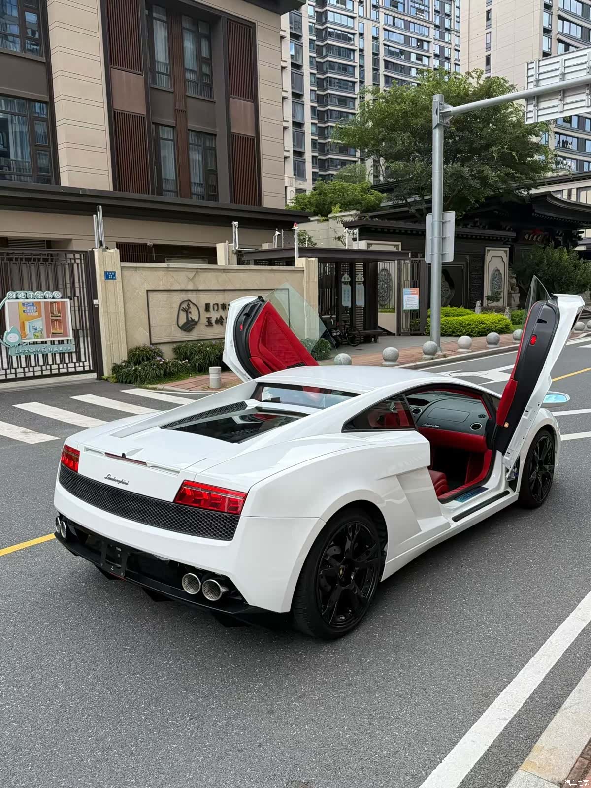 Lamborghini Gallardo, 2009 все фото