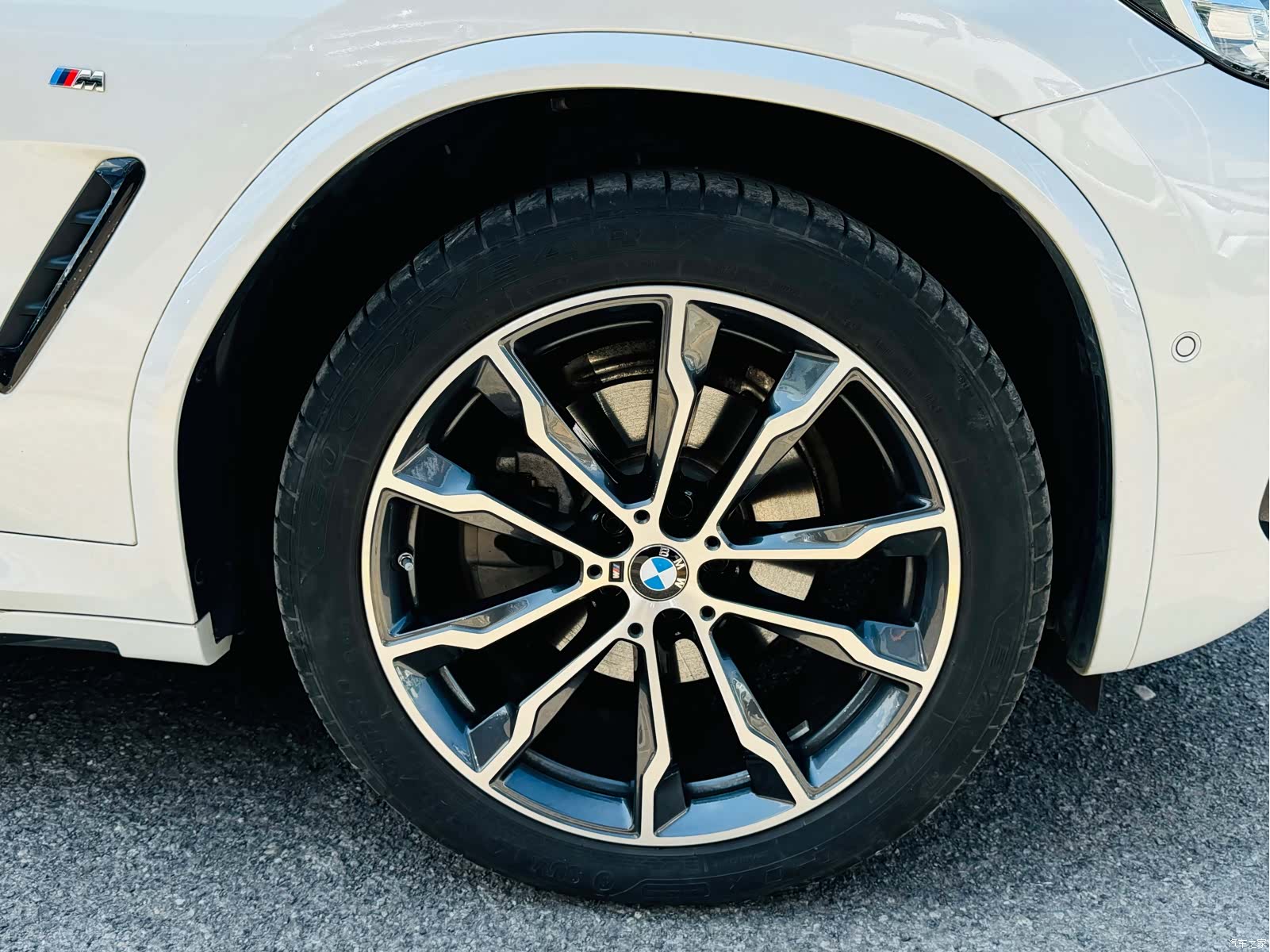 BMW X3, 2024 10