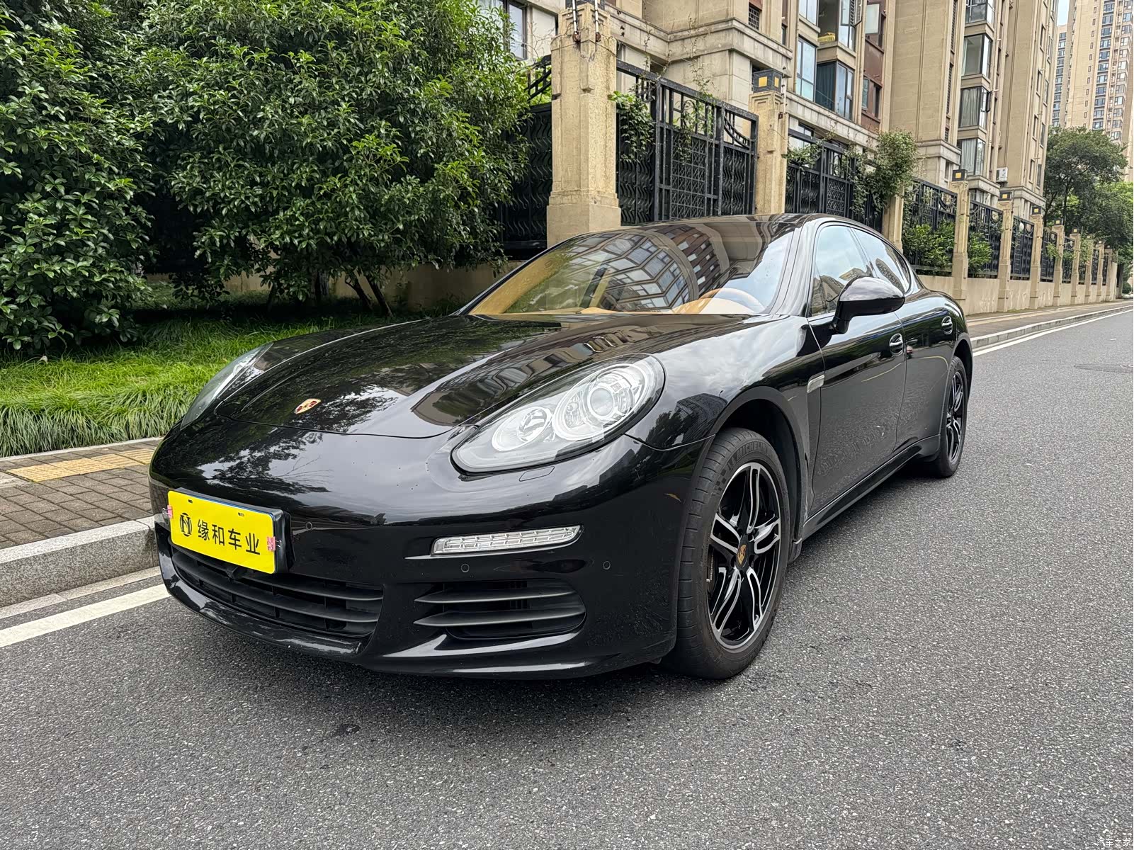 Porsche Panamera, 2014 1