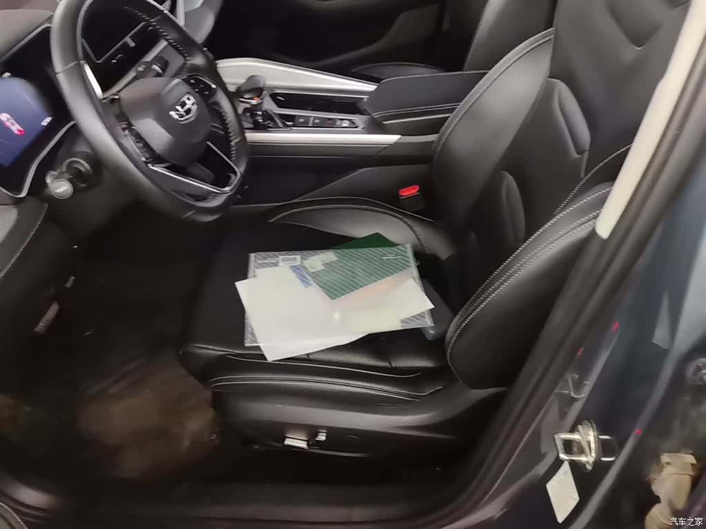 Geely Preface, 2022 22