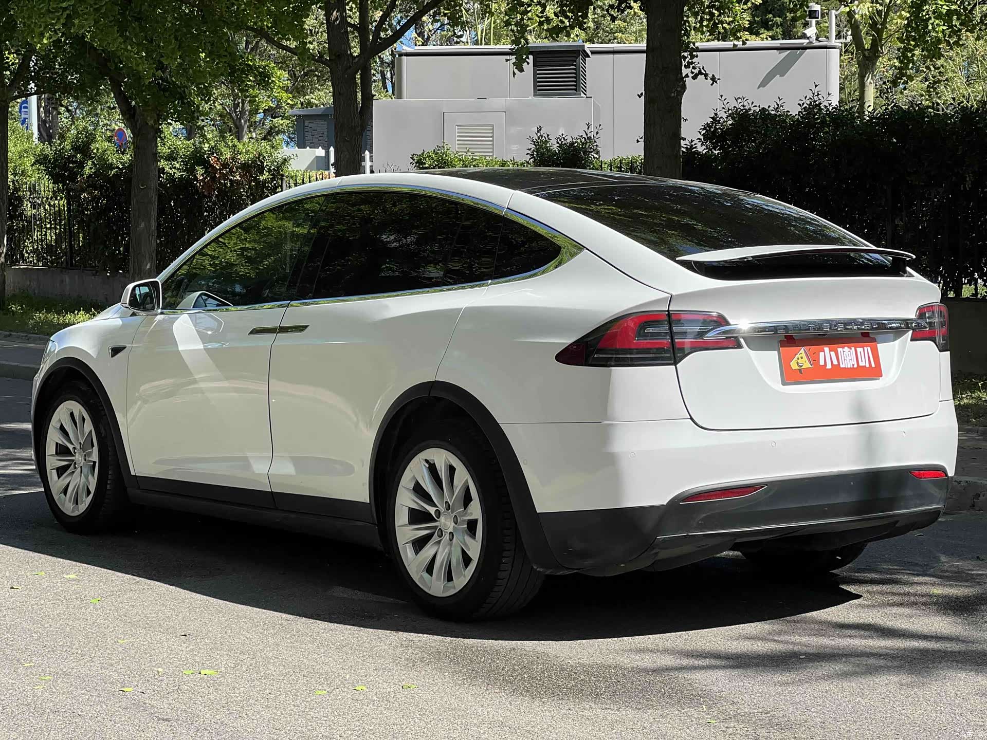 Tesla Model X, 2017 6