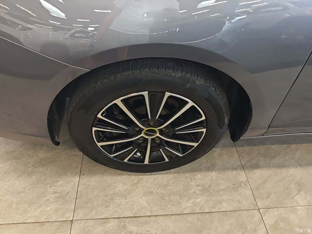 Roewe i5, 2021 23