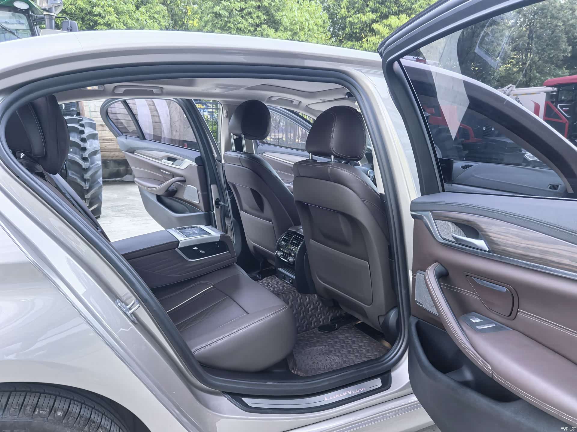 BMW 5 Series, 2018 18