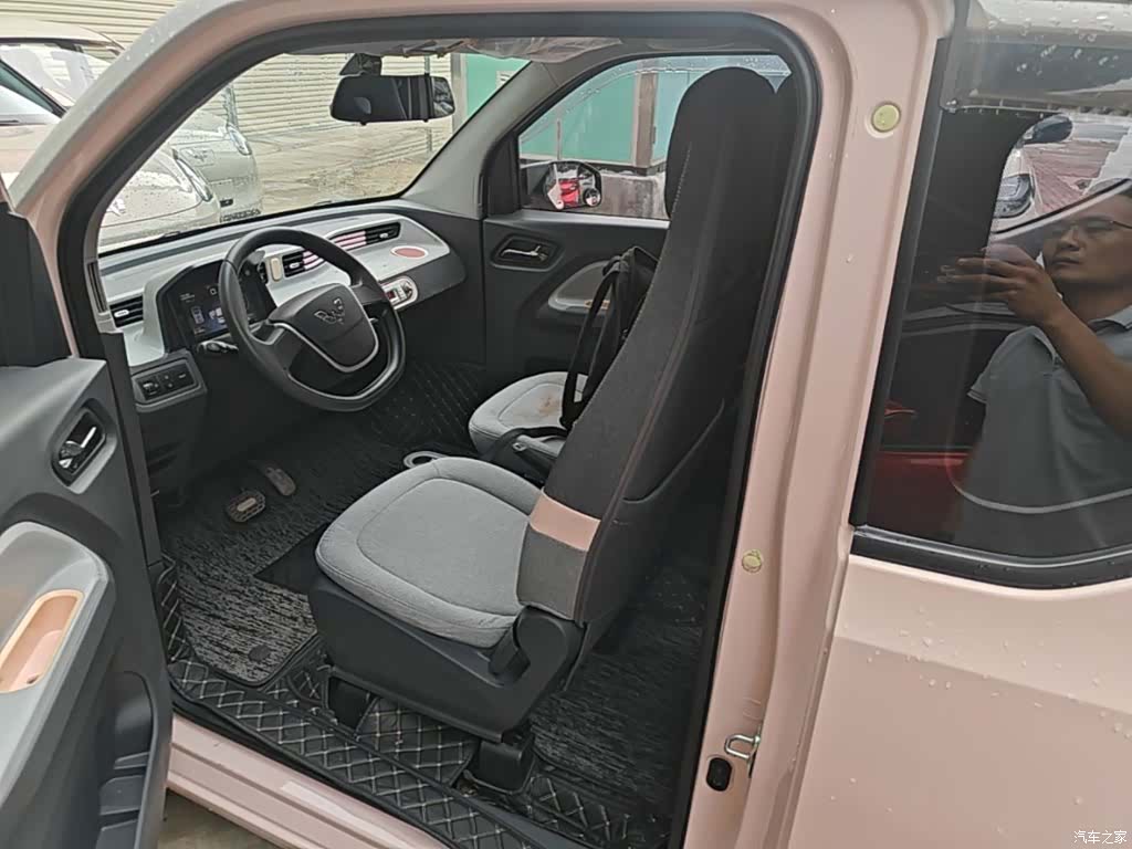 Wuling MINIEV, 2022 15