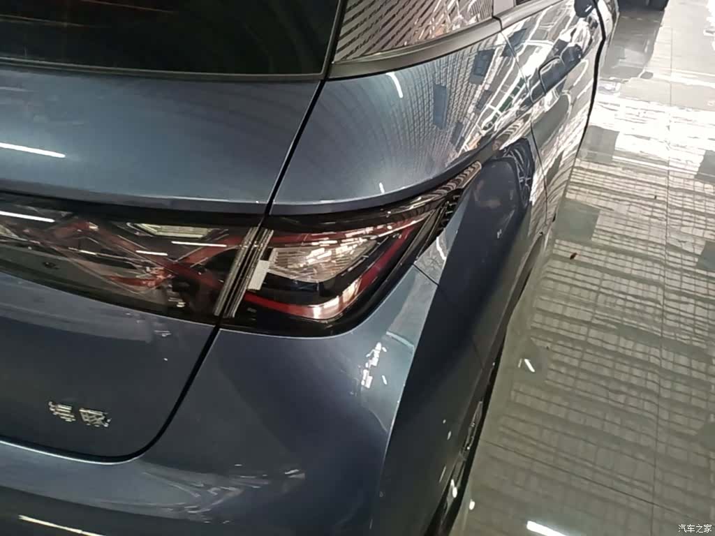 BYD Dolphin, 2024 8