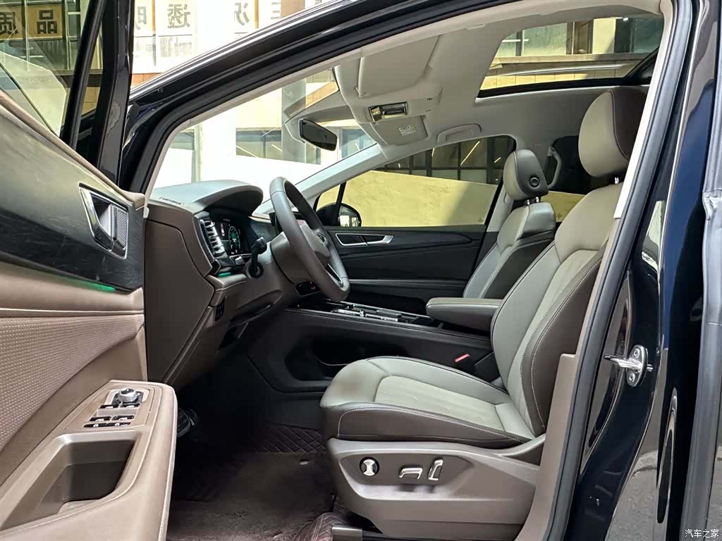 Volkswagen Viloran, 2024 9