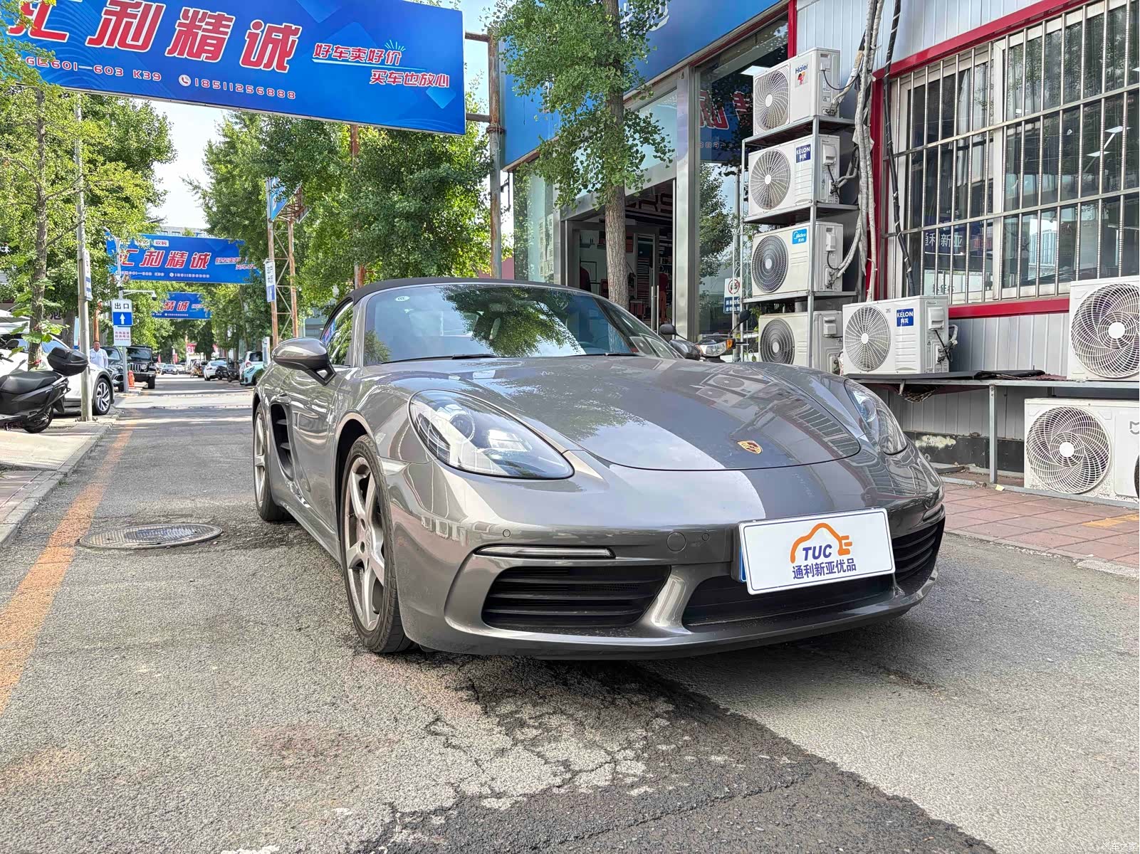 Porsche Boxster, 2018 3