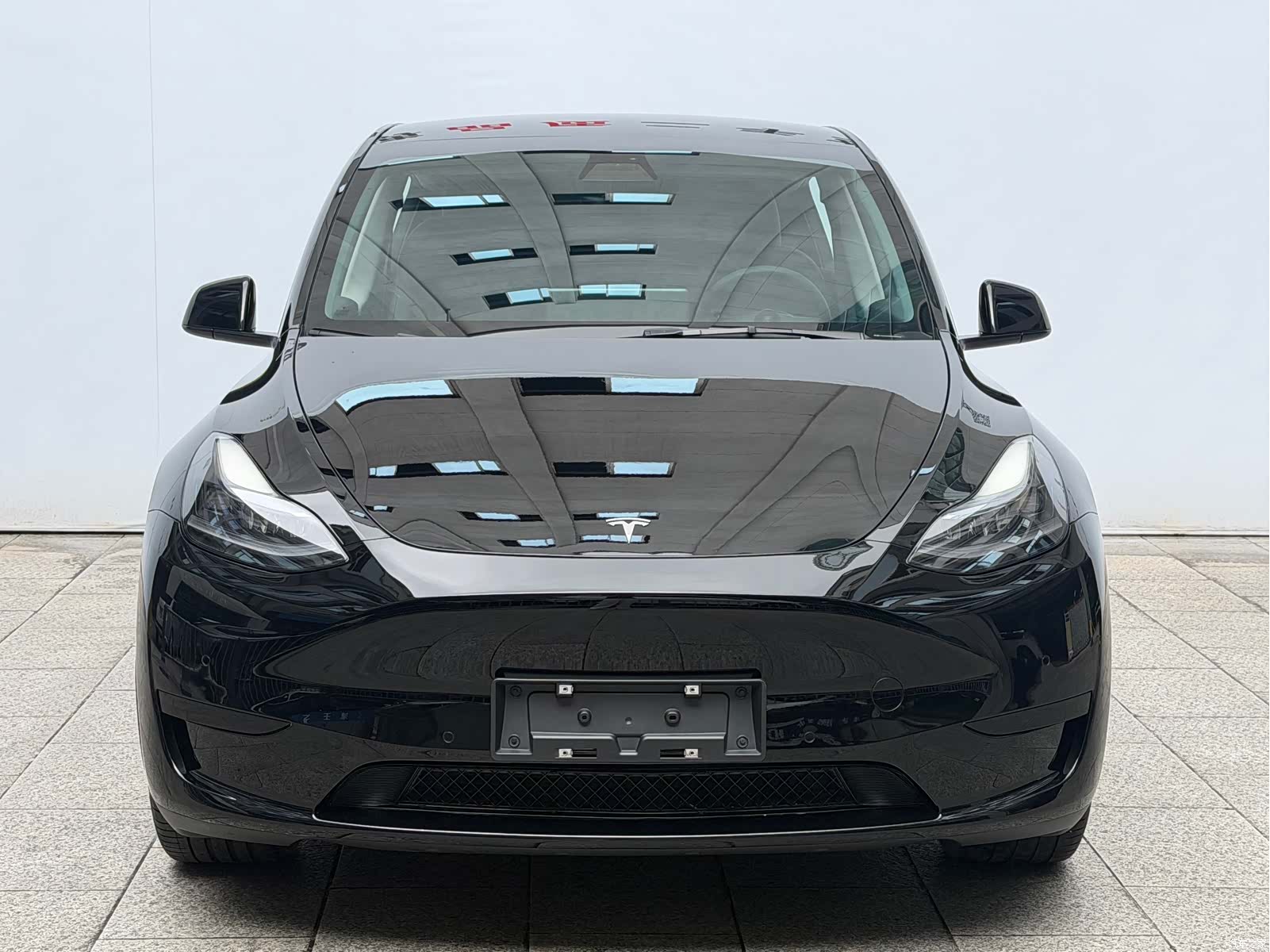 Tesla Model Y, 2023 3
